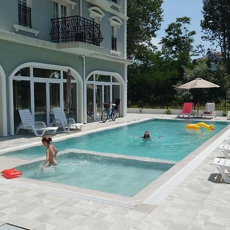 Riverside Vip Аpartments Lejlighedshotel Sunny Beach Eksteriør billede